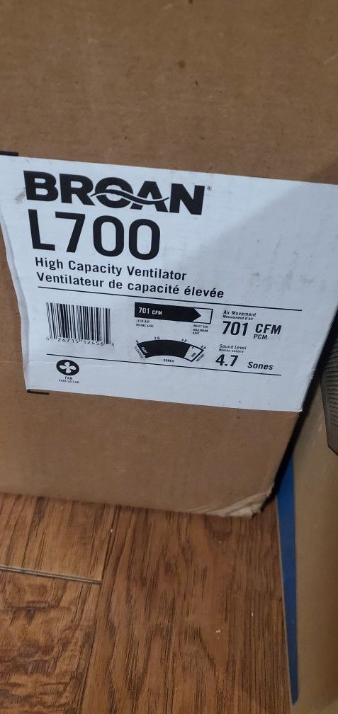 Broan L700 EXHAUST FAN VENTILATOR BRAND NEW IN BOX