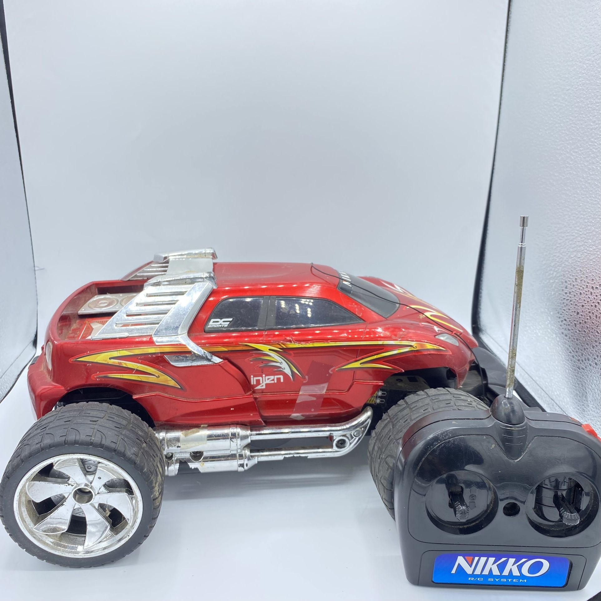 Nikko Morph’Nator Transforming RC Vehicle Car to Monster Truck Off Road Red
