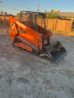 Manitou 1050RT Skid Steer Loader
