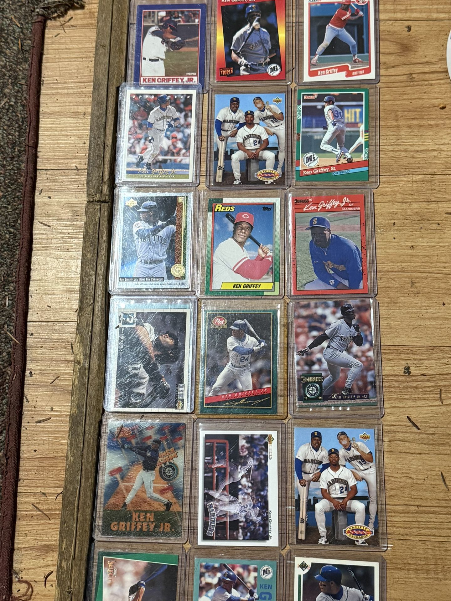 24 Ken Griffey Jr Cards