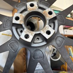 BMW / Tesla 21 inch wheels