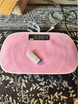 MERACH CV30 Pro Curved Vibration Plate Exercise Machine and Bluetooth speaker