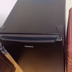 Small Refrigerator 
