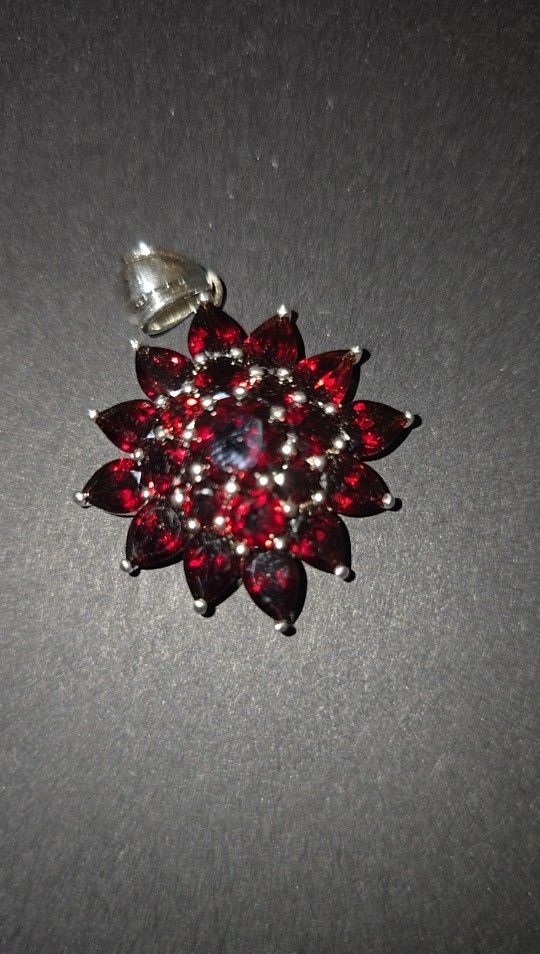 30 Gram Garnet Charm/Amulet