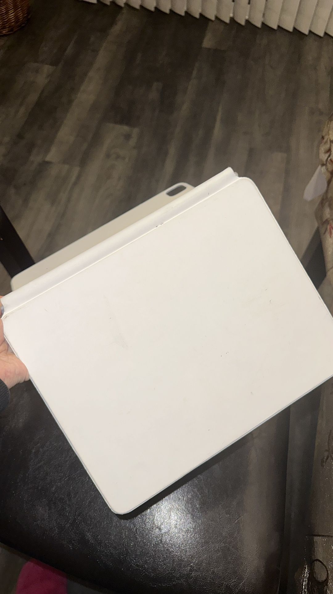 iPad 12.9 Inch (6th Gen) Magic Keyboard