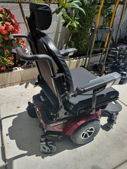 Vision Ultra HD Electric Chair