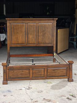 QUEEN BED FRAME