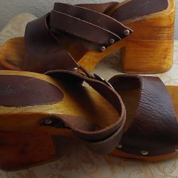 Women's Zodiac Wooden Platform Slides $30