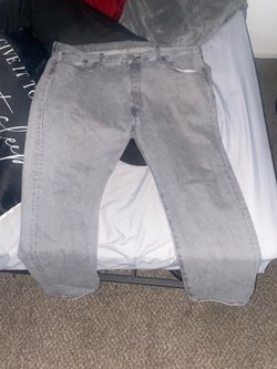 501 Levi’s Jeans (gray)