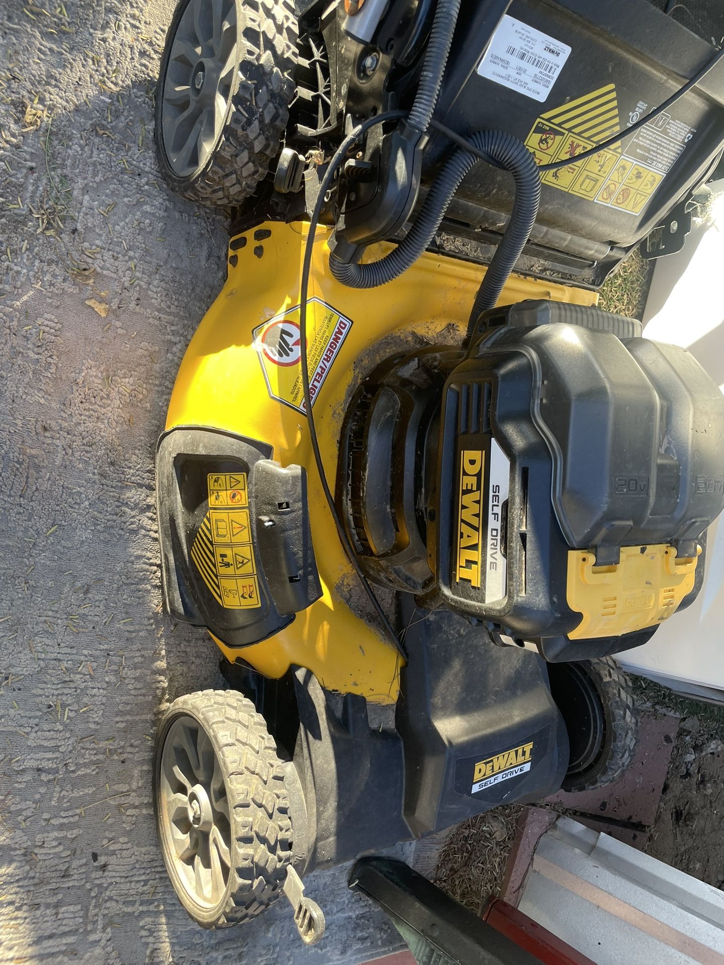 DeWalt DCMWSP244 Lawn Mower(no batteries or charger)