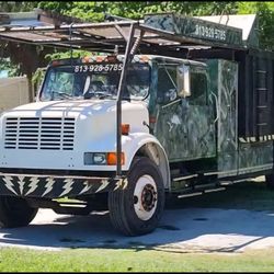 1991 International dump truck