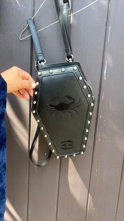 Coffin purse