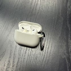AirPods Pro Second generation (lightening) Used Selling As Is