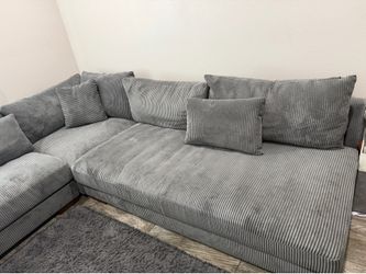 Sectional couch