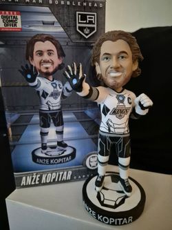 LOS ANGELES KINGS MARVEL IRON MAN ANZE KOPITAR Captain BOBBLEHEAD