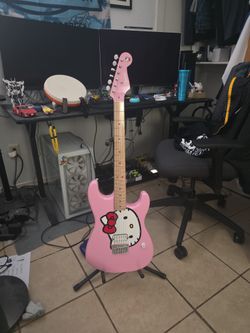 Squier 2024 Hello Kitty Strat