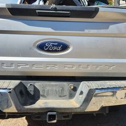 2019 Ford F 250 4x4. Parts
