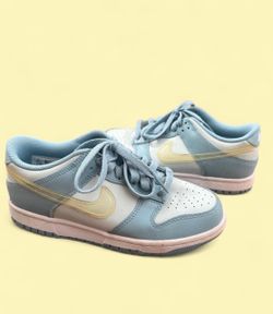 Nike dunks blue