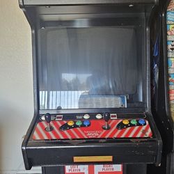 NEO-GEO Arcade Machine