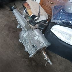 Ford 5 Speed Tranny 