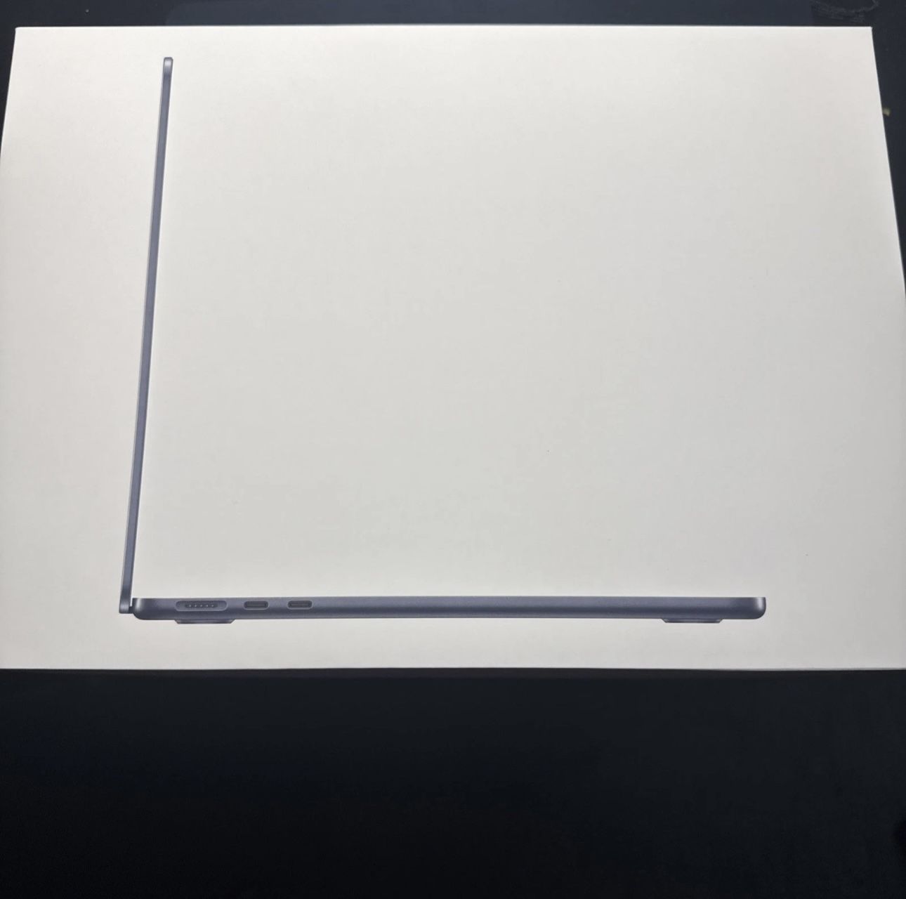 Apple MacBook Air 13-inch 2024 Midnight M3 Chip, 8GB RAM, 512GB SSD