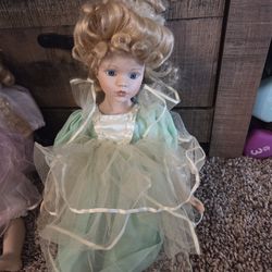 Porcelain Dolls 