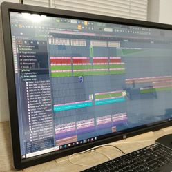 Elo 46 Touchscreen Monitor