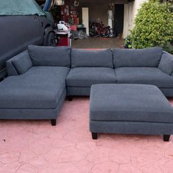 Modern Sectional Couch w/ Ottoman – Excellent Condition
