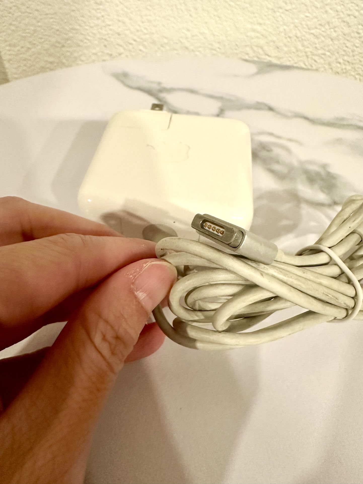 Apple Original Macbook Charger Magsafe π $20 (Beaverton pickup)