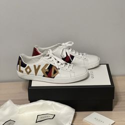 Gucci Sneakers  
