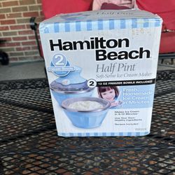 Hamilton Beach Half Pint ice cream maker-New