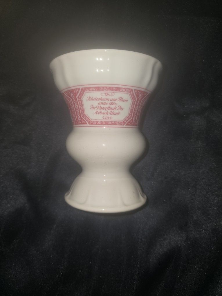 vintage Heinrich Rüdesheimer coffee cup (2)