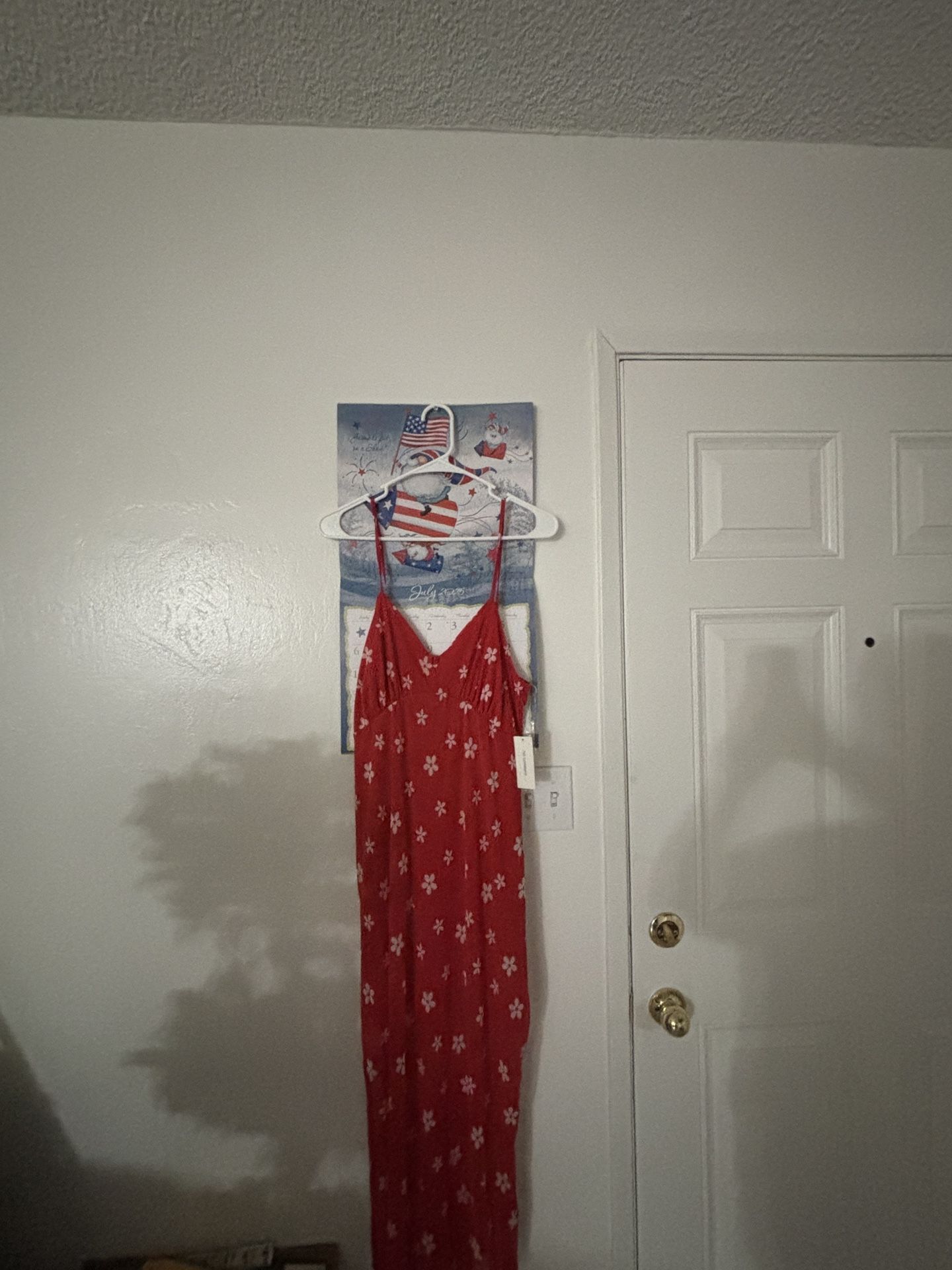 red and white sundresses a
