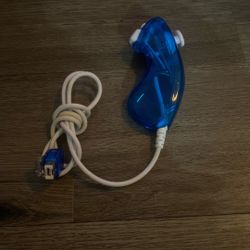 Nintendo Wii Nunchucks Rock Candy Blue Edition