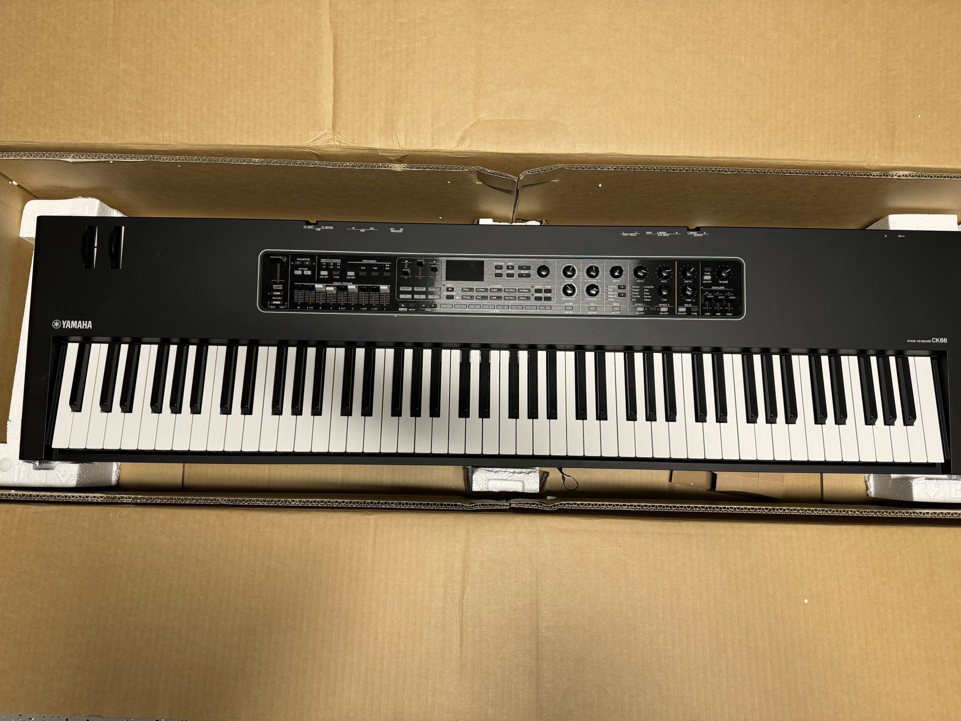 Yamah Ck88 Stage Piano CK-88 Digital Piano Keyboard