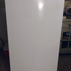 Maytag Upright Freezer Available In Hemet 