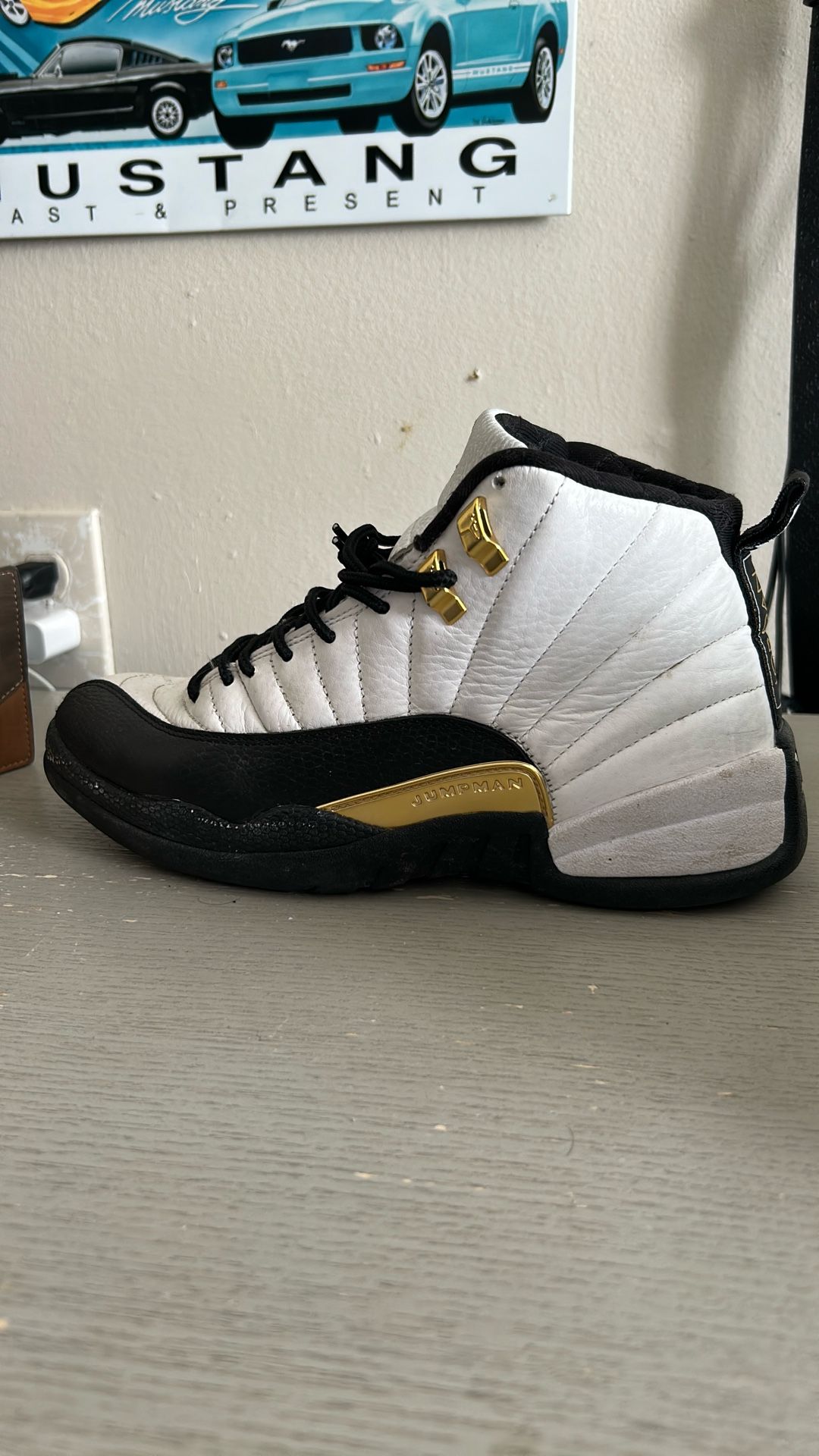 Jordan 12 Royalty size 8.5