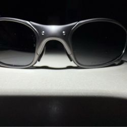 Oakley Juliet