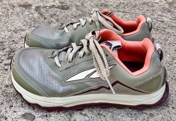 ALTRA LONE PEAK TRAIL RUNNING SHOES