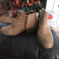 Woman’s Boots