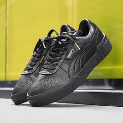 $45 Women’s PUMA Brand New Size 6 & 7 (Men’s 4.5 & 5.5)