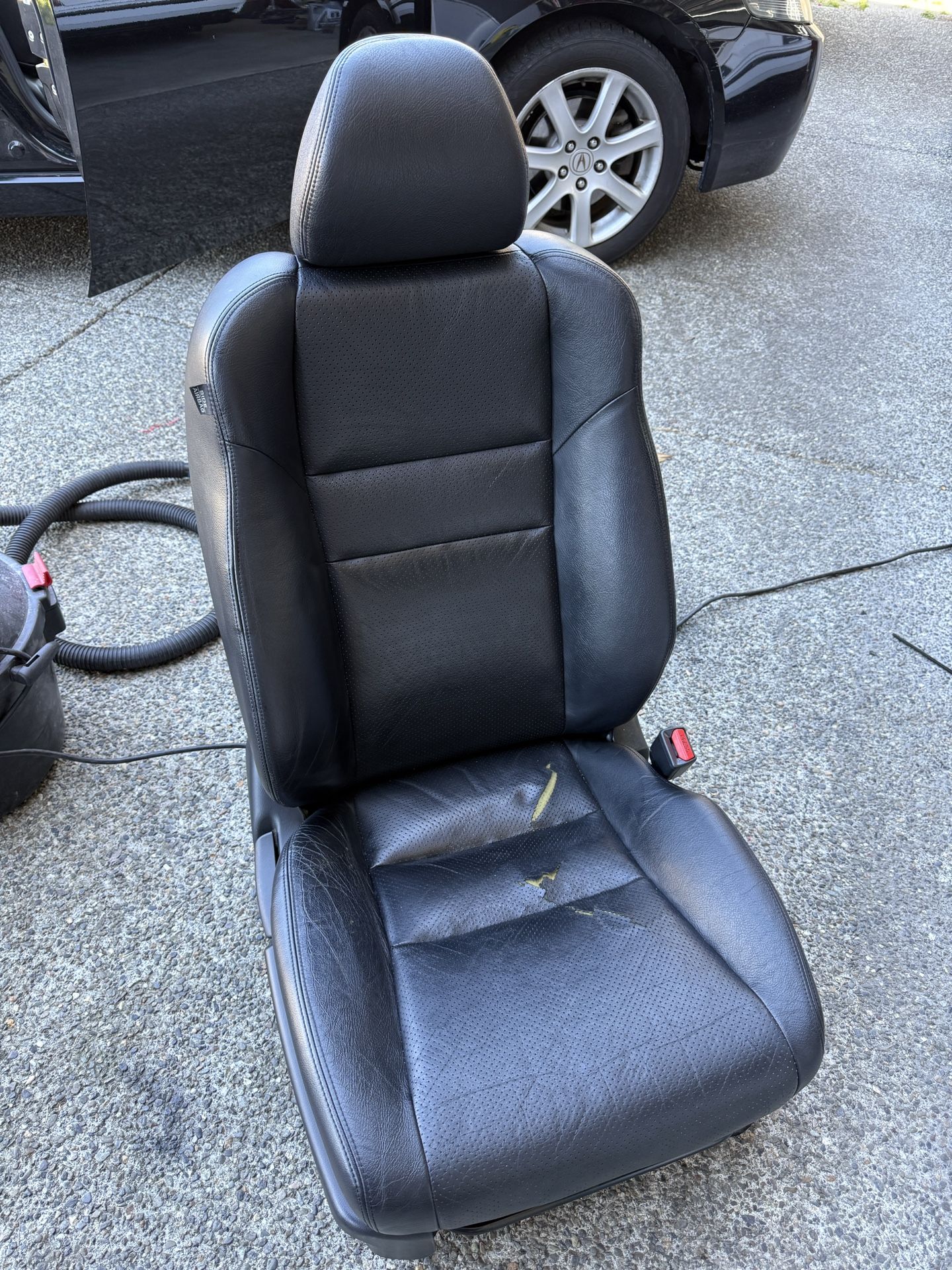04-08 TSX Passenger Seat