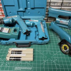 Makita 9.6v Tool Set W/charger