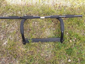 Pull up bars