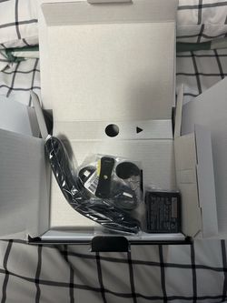 FUJIFILM X100Vl Digital Camera (Silver)