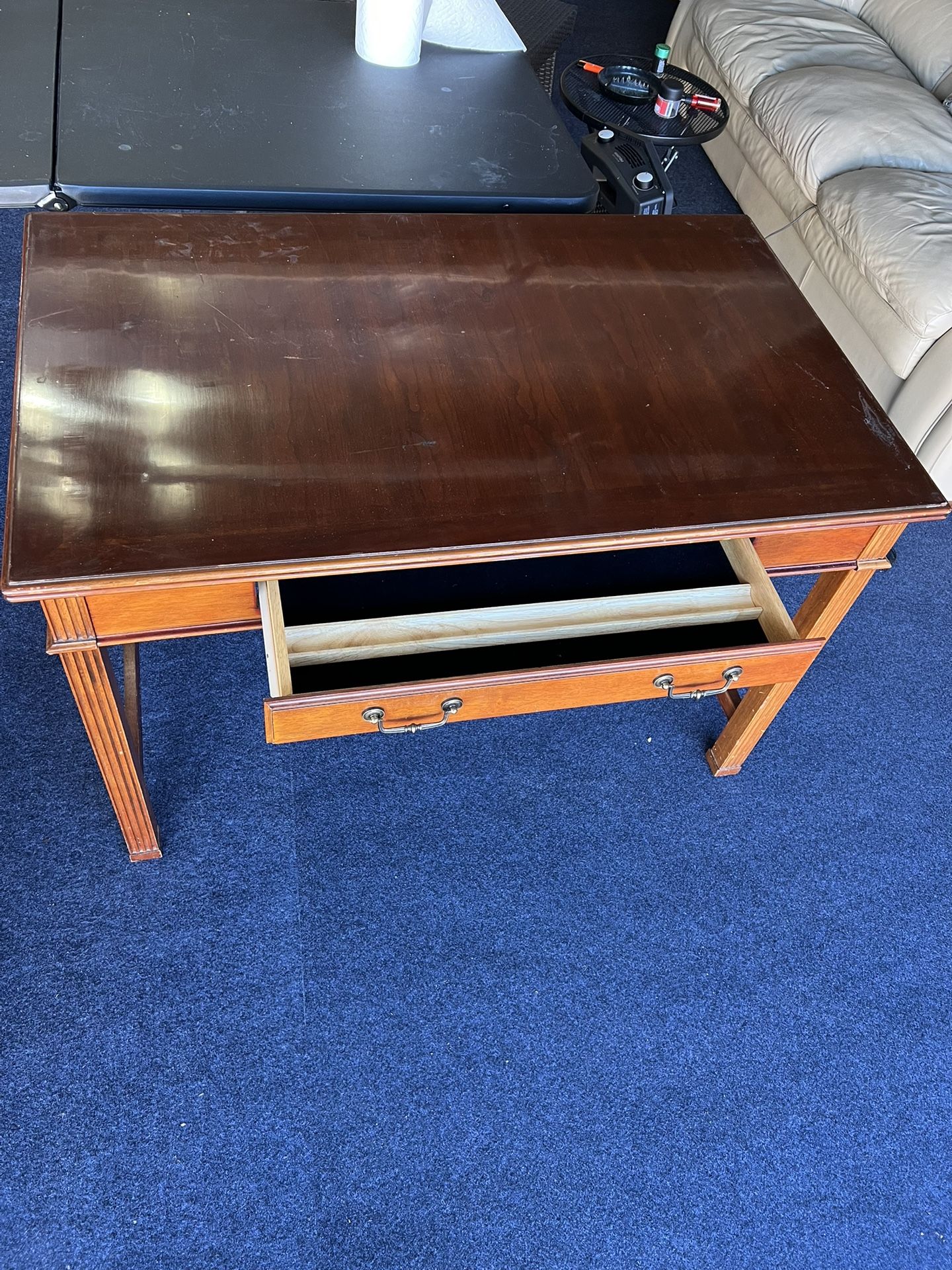 Office Desk - table 
