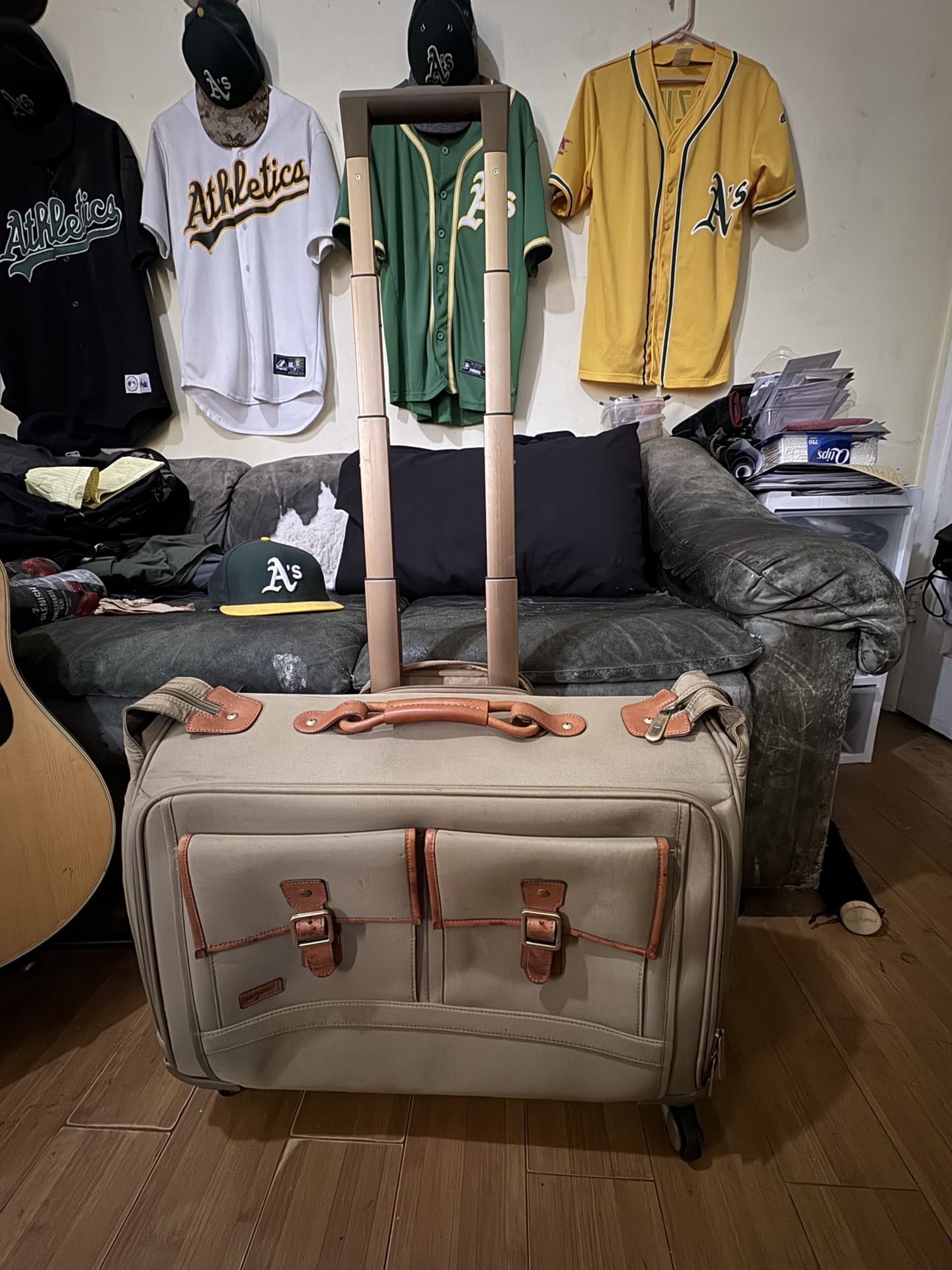 Hartmann Ratio Classic Deluxe 2 Softside Carry-on Spinner