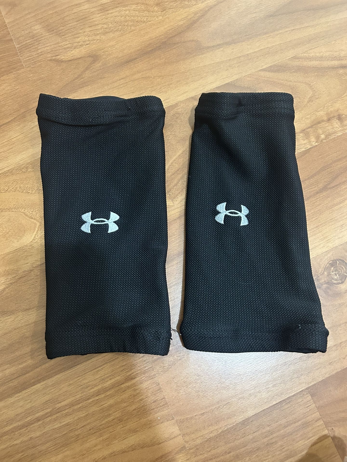UA Shin Guard Sleeves