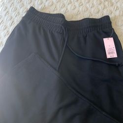 Women’s Sweats 