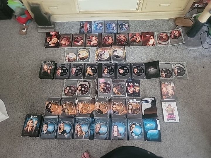 Buffy the Vampire Slayer Complete Series Seasons 1–7 DVD +EXTRAS New Sealed Lot